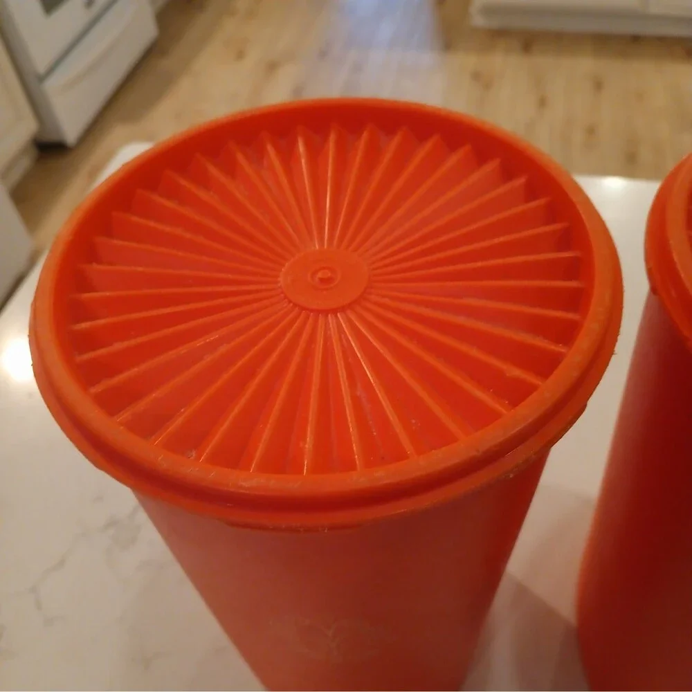 Set Of 2 Vintage Tupperware Large Servalier Canisters 10.5